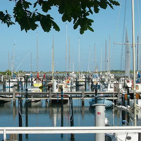 Aero Marina