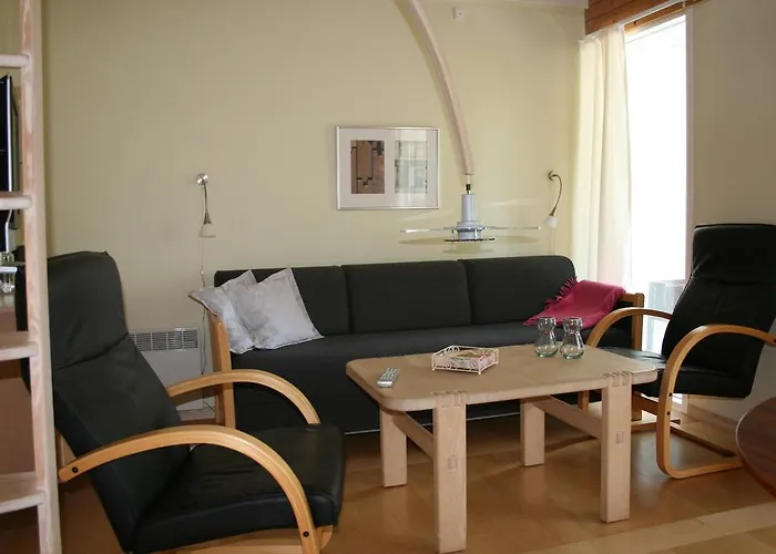 Semesterbostad Aero Marina *